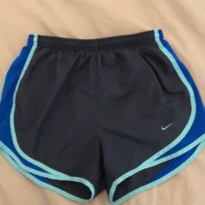 Nike dri-fit shorts, S